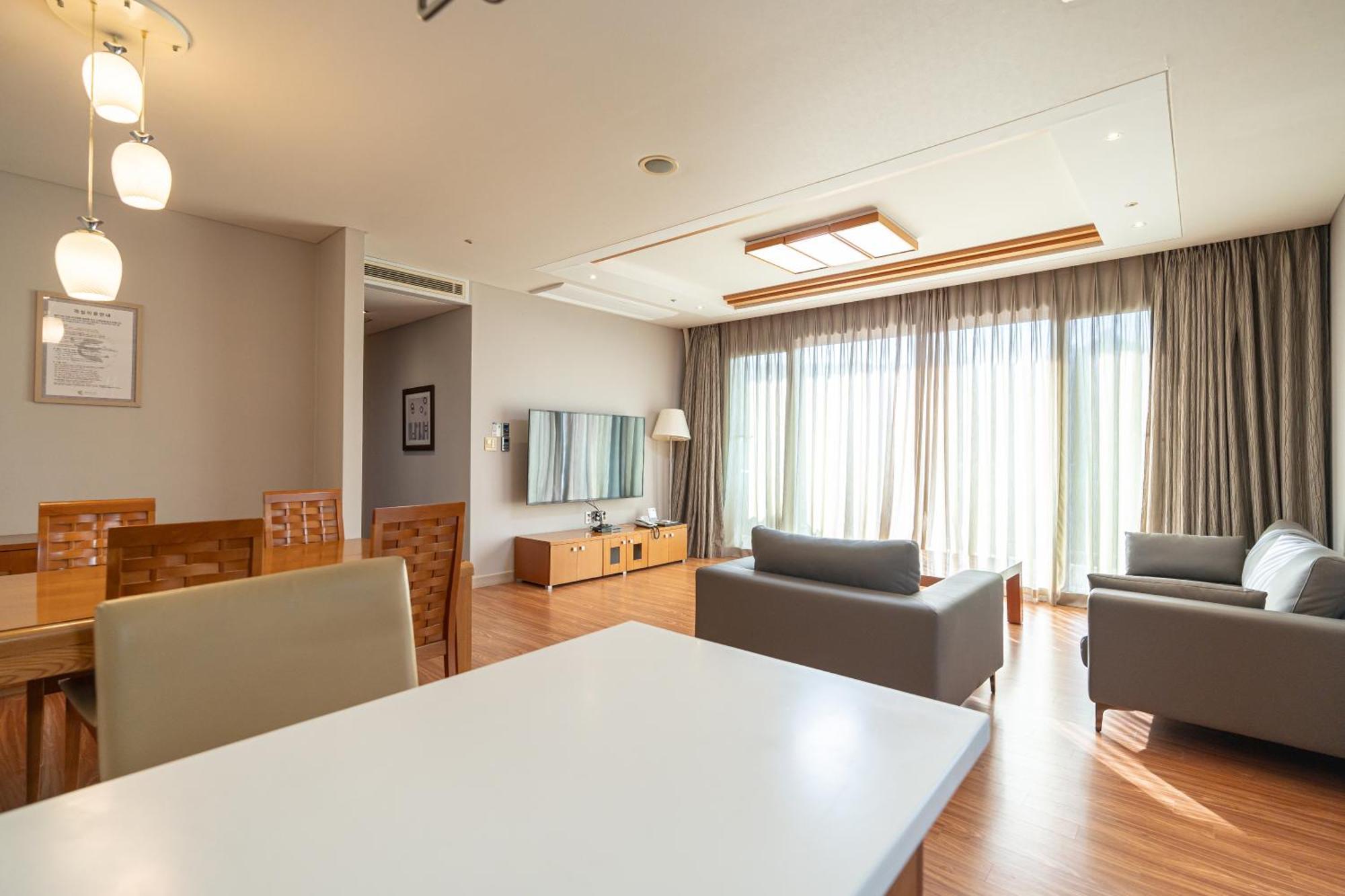 Elysian Gangchon Resort Чхунчхон Экстерьер фото
